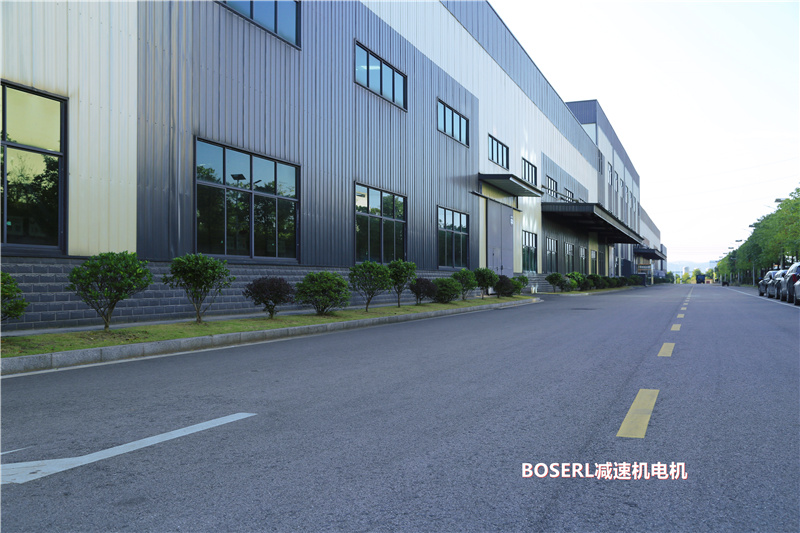 1690183897438071.jpg 齒輪減速電機(jī)一體機(jī)